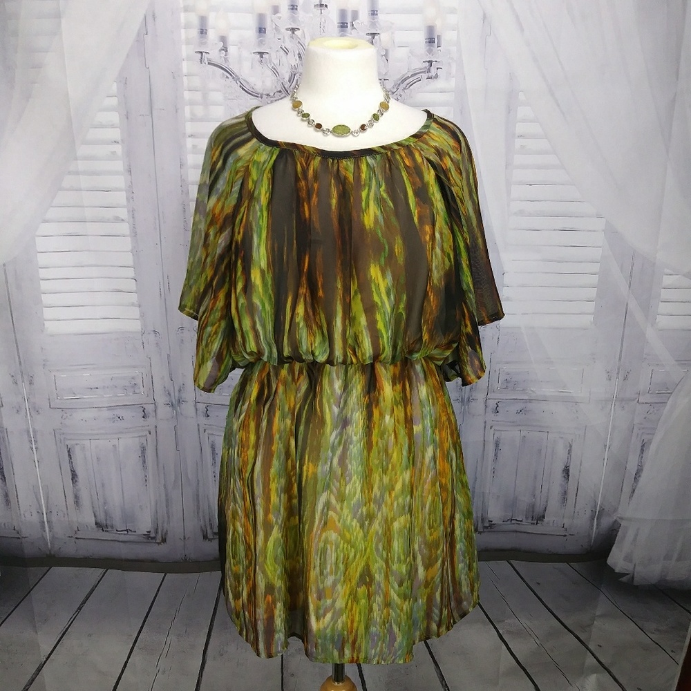 Romeo and Juliet Couture mini Blouson Dress. A28